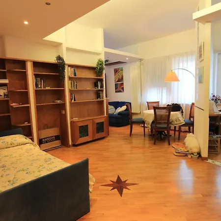 Bob's Fleming House * Roma