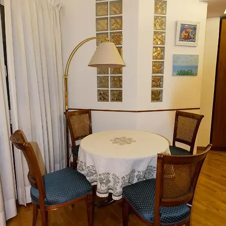 Bob's Fleming House * רומא